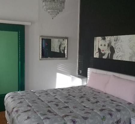 B&B Porta Appia Imola Eksteriør billede