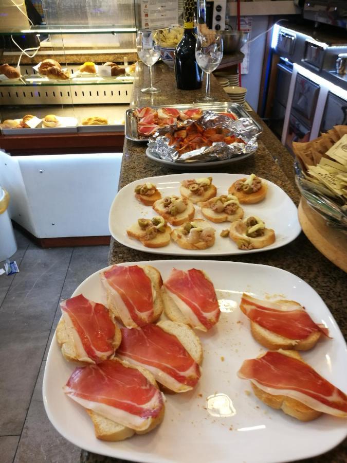 B&B Porta Appia Imola Eksteriør billede